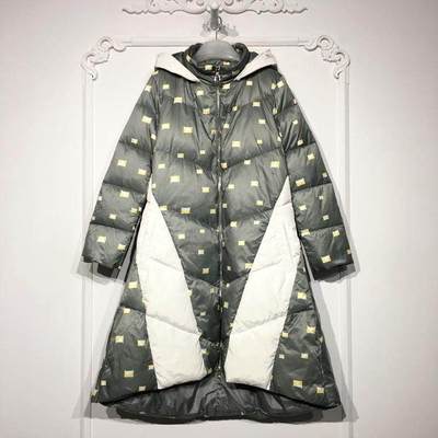 潮系列 8277S267 时尚羽绒服品牌女装折扣颦薪