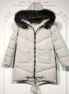 MFF系列 8283S275 时尚真毛领羽绒服品牌女装折扣颦薪