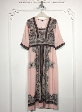 潮系列 8197S270 时尚连衣裙品牌女装折扣颦薪