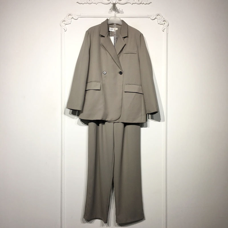 容系列 8335S259 时尚套装两件套品牌女装折扣颦薪