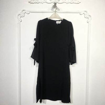 珂P系列 8124S103 时尚连衣裙品牌女装折扣颦薪