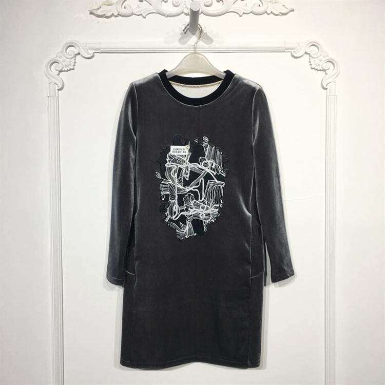 珂P系列 8084S118 时尚连衣裙品牌女装折扣颦薪