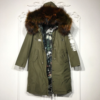 潮系列 8279S017 时尚两面穿真毛领羽绒服品牌女装折扣颦薪