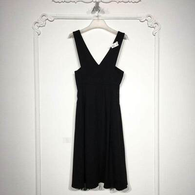 N系列 8240S126 时尚连衣裙品牌女装折扣颦薪