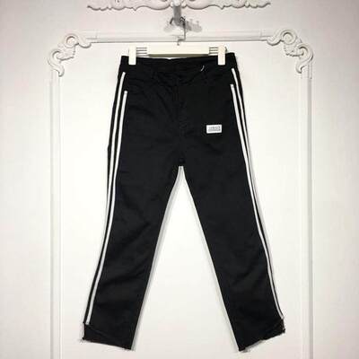 容悦 8265S226 时尚牛仔八分裤品牌女装折扣颦薪