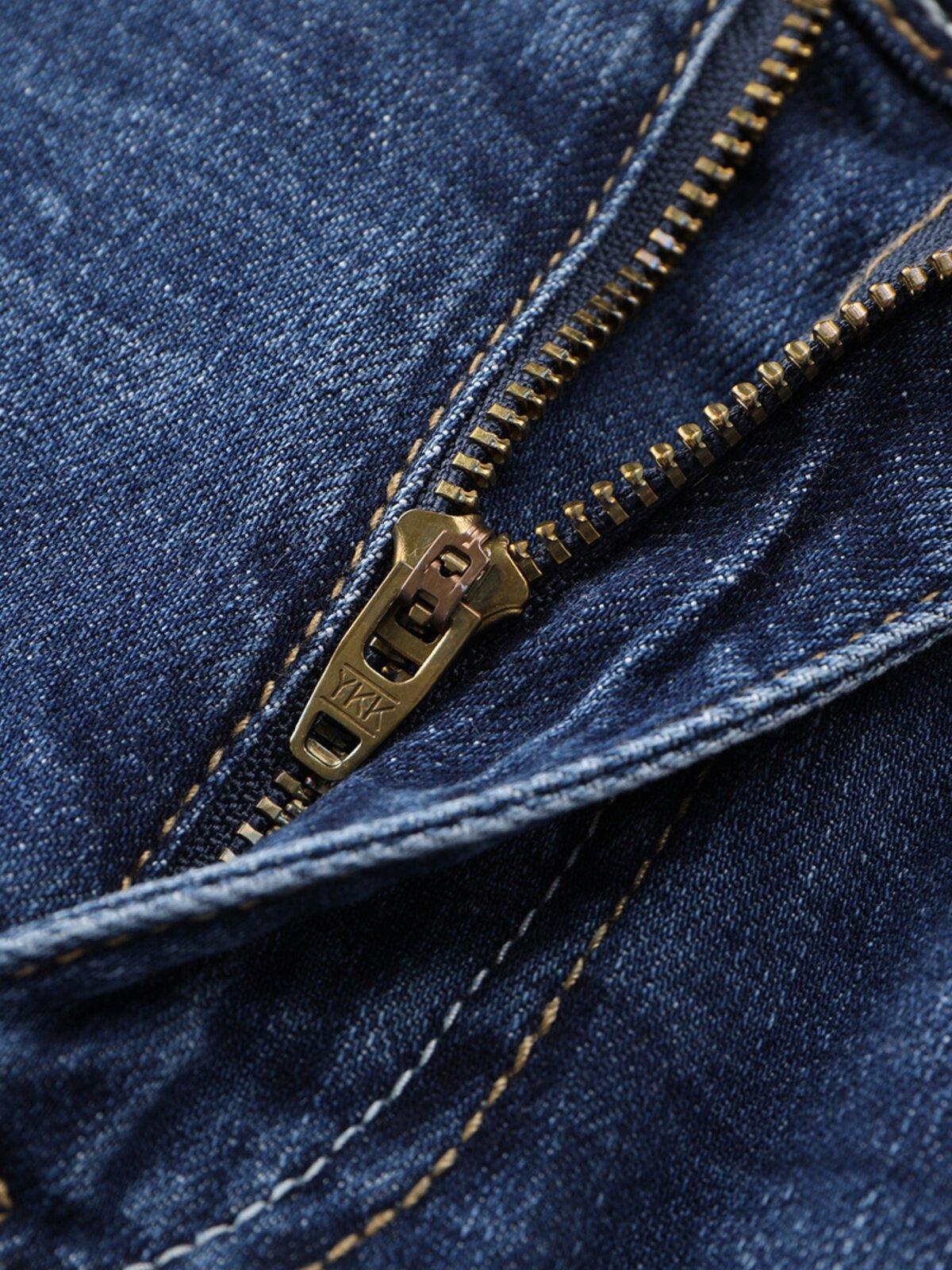 HAI CABINET CUT LABEL MENS SUMMER MENS NEW MID-RISE STRAIGHT DENIM SHORTS SHEAR CLEARANCE