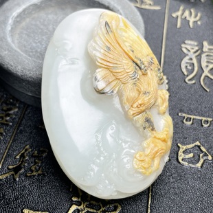 新疆和田玉独籽鹰手把件原皮真籽挂件 名家老师雕刻 羊脂白玉收藏