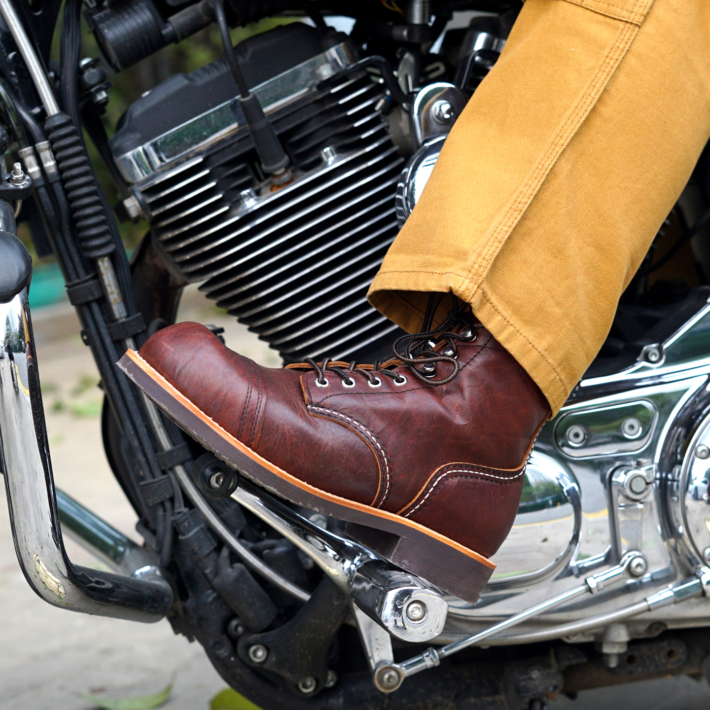 型男首选固特异工艺8111伞兵靴