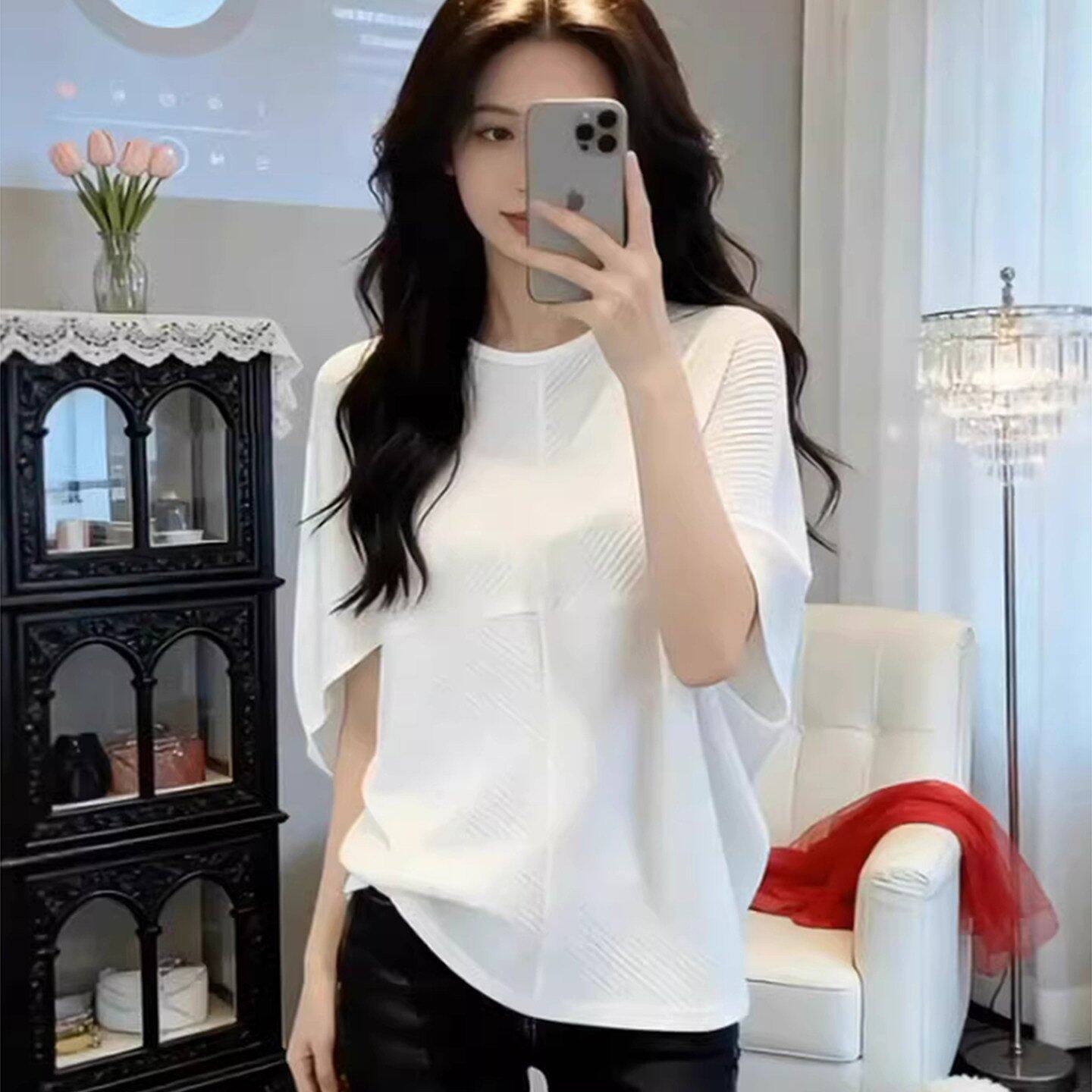 法式轻熟风V领宽松蝙蝠袖T恤女独特漂亮白色休闲显瘦遮肉气质上衣