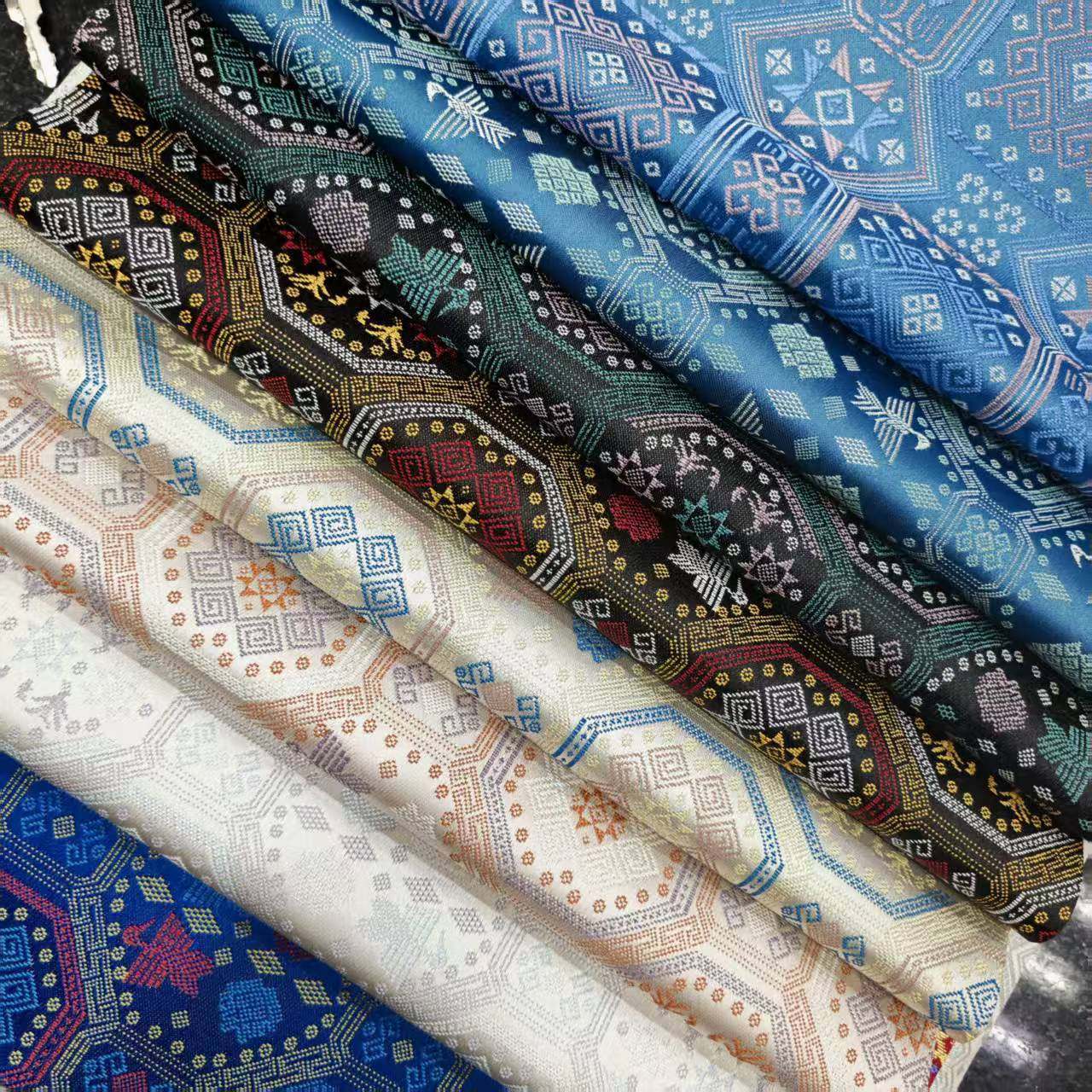 广西壮锦蟒龙纹民族风提花面料冰箱贴绣球DIY首饰服装马甲布料,特色手工艺,壮锦,淘宝优惠券,粉丝福利购,淘宝优惠卷