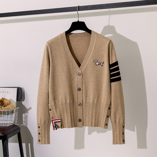 设计感上衣 女百搭V领撞色毛衣外套长袖 春秋爆款 小狗刺绣针织开衫