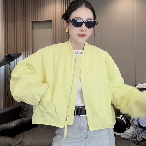 春秋洋气齐腰撞色短款外套女长袖拉链夹克显瘦廓形棒球服小外套