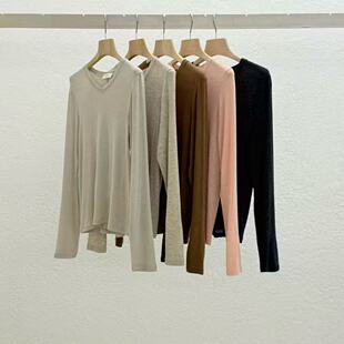 现~2026春季新款女芯宝韩国代购statement百搭纯色修身V领长袖T恤