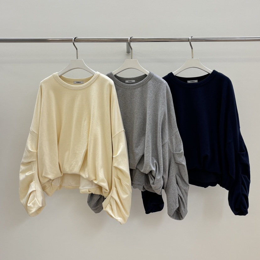 pebble百搭圆领落肩捏褶宽松卫衣