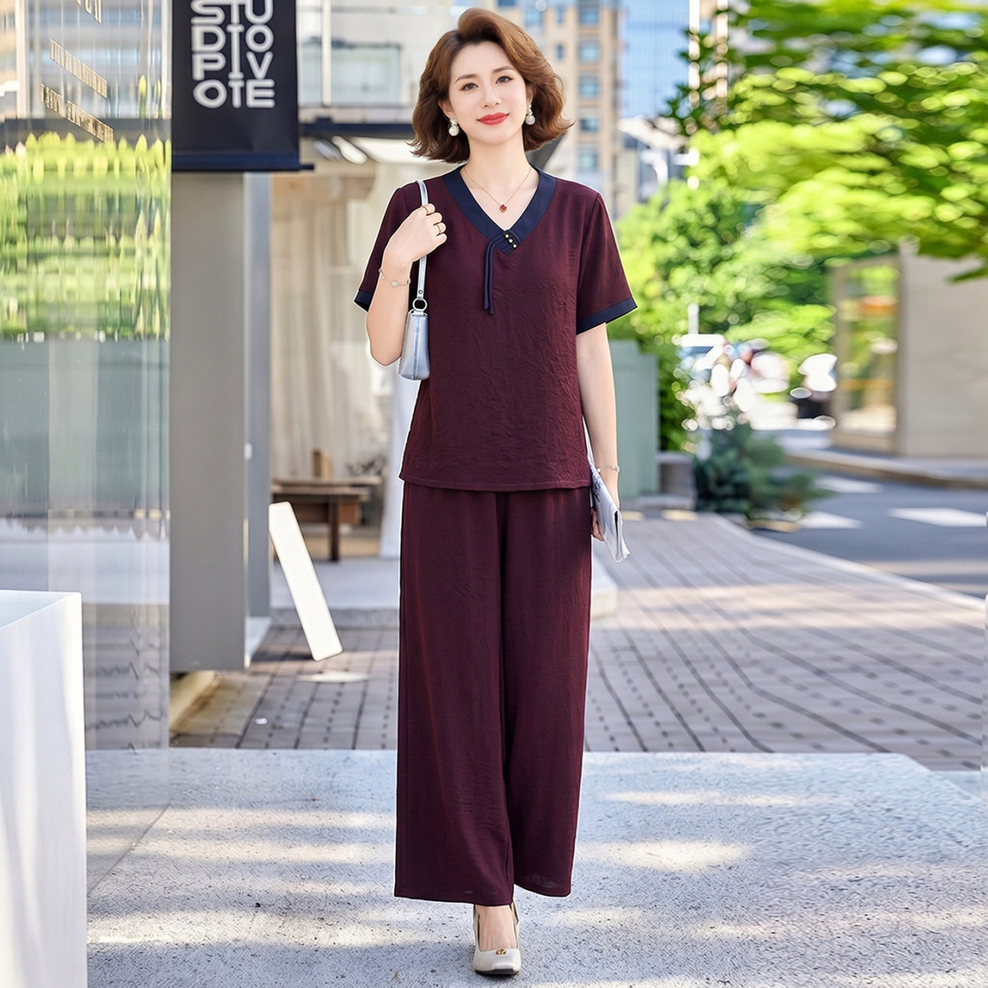 中老年女装2026年妈妈装夏季短袖套装时尚中年V领夏天薄款两件套