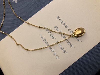 复古金色魔镜面钛钢掉色锁骨链