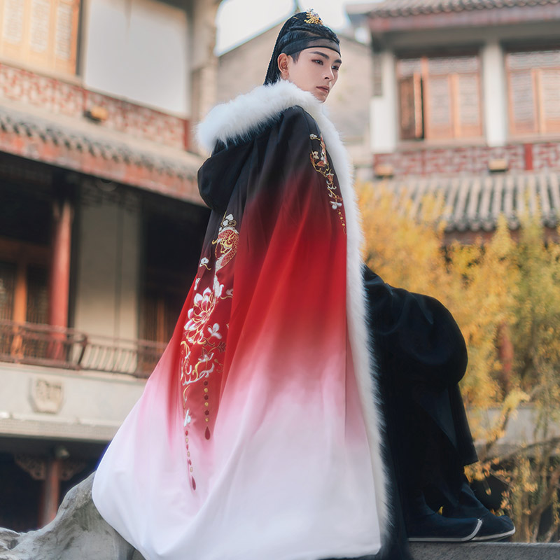 如梦霓裳绣花斗篷连帽