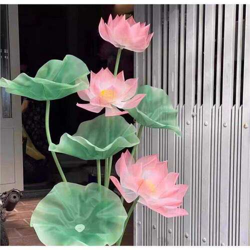 荷花吊灯酒店大堂网红美陈道具