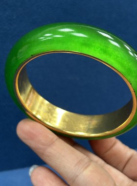 古董珍藏古代贵人佩戴高冰翡翠手镯送礼佳品包金玉镯收藏品