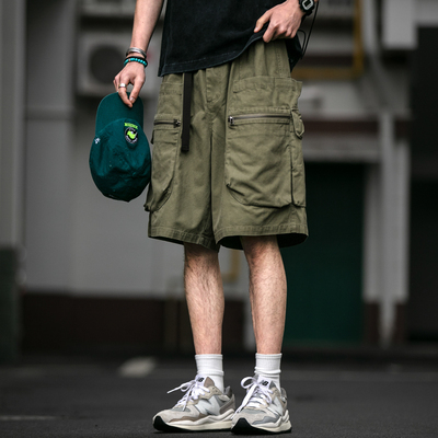 水洗做旧拉链大口袋工装短裤男