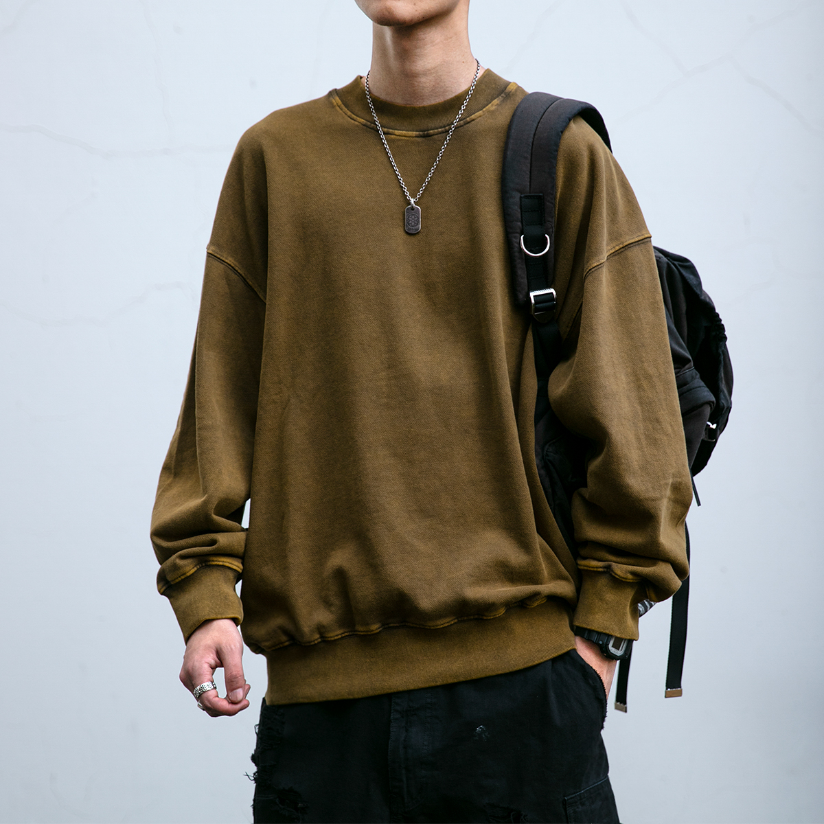 基础款日系潮牌宽松卫衣