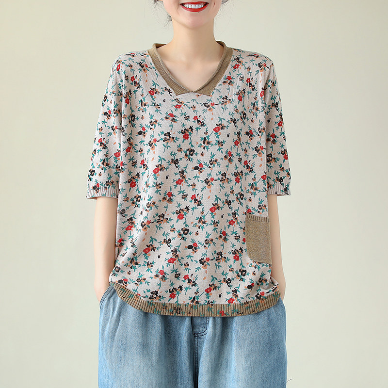 花概念五分中袖针织衫t恤女夏季宽松显瘦樱桃印花时尚卷边v领上衣