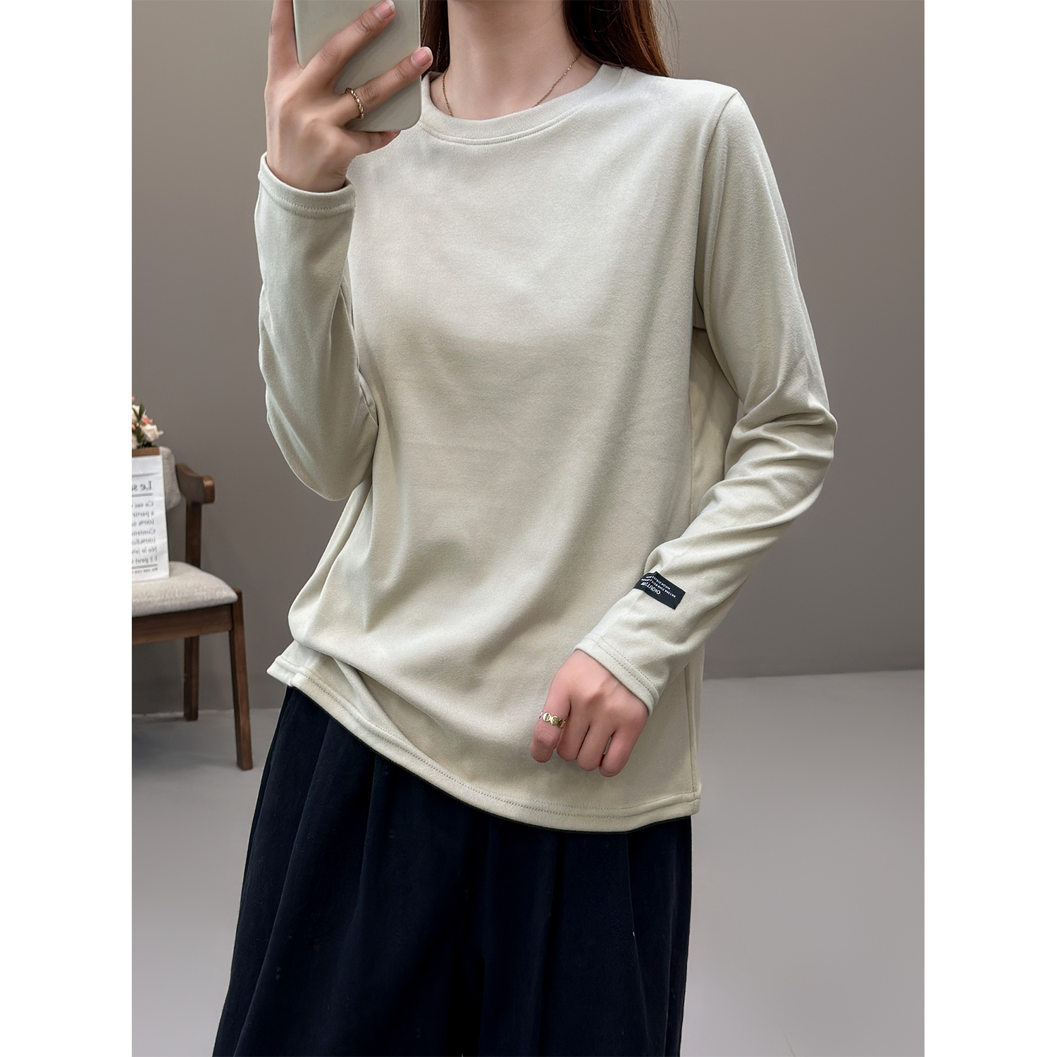 花概念纯色圆领长袖T恤衫