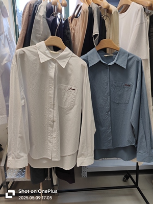 现货百搭小刺绣白色衬衫女2025～～riva家联系客服客服购买