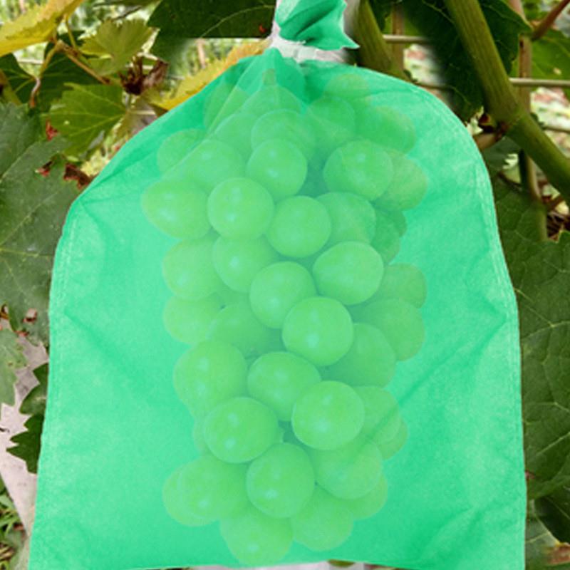 新型无纺布葡萄套袋水果防虫防鸟防水防雨专用保护桃子梨子西红柿