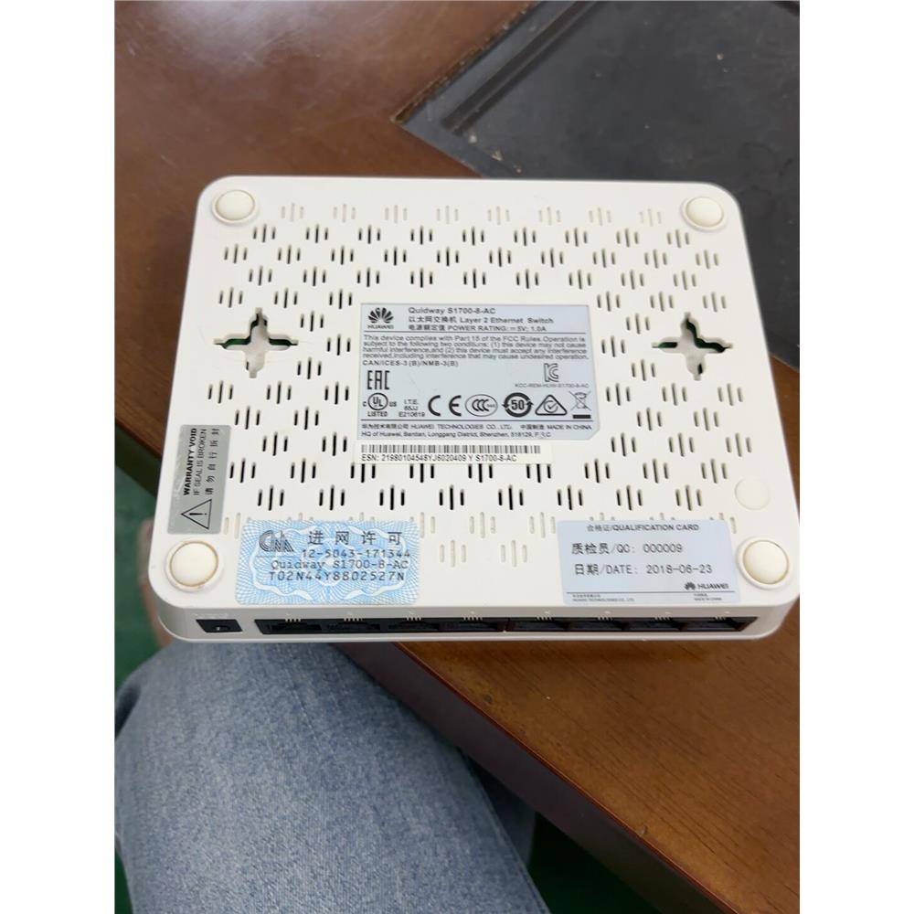 华为S1700-8-AC8口百兆