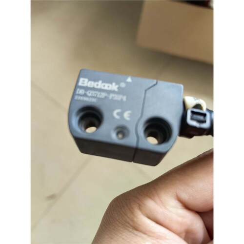 BedookDB-Q3712-Pl接近