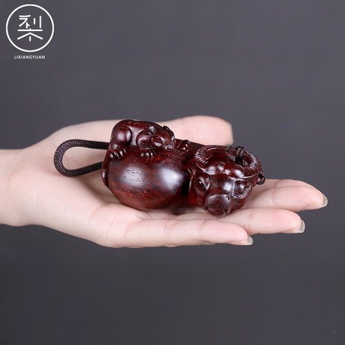 梨香院扭转乾坤手把件木把玩物件