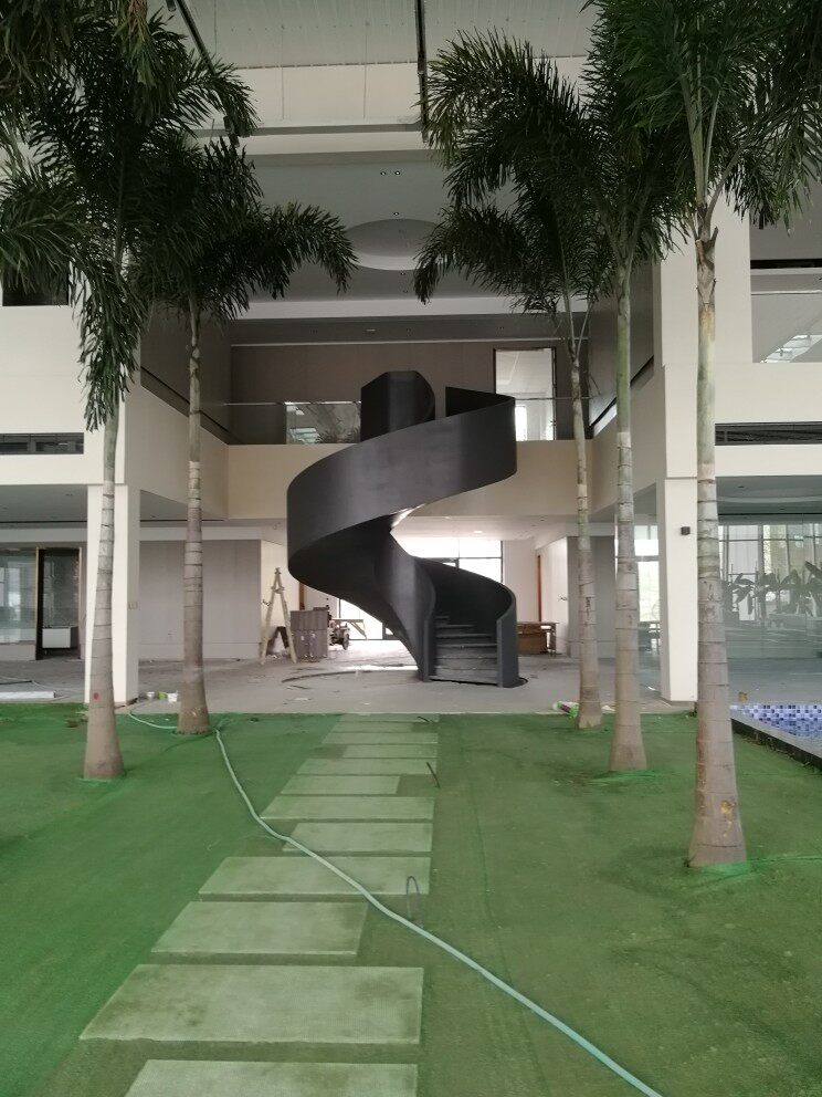 北京楼梯工厂钢结构旋转楼梯定制大型卷板螺旋楼梯别墅弧型钢梯