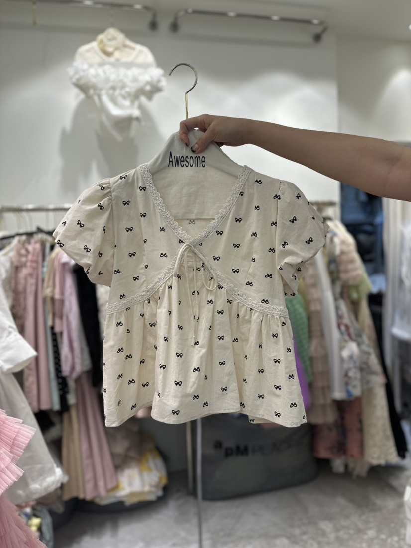 AweSome韩国代购东大门2024春季新款时尚气质流行大方短袖衬衫女