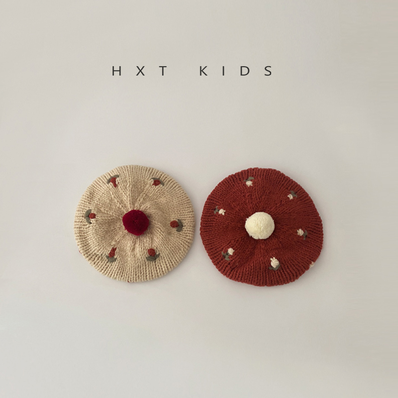 针织贝雷帽洋气绣花棉布内里穿搭