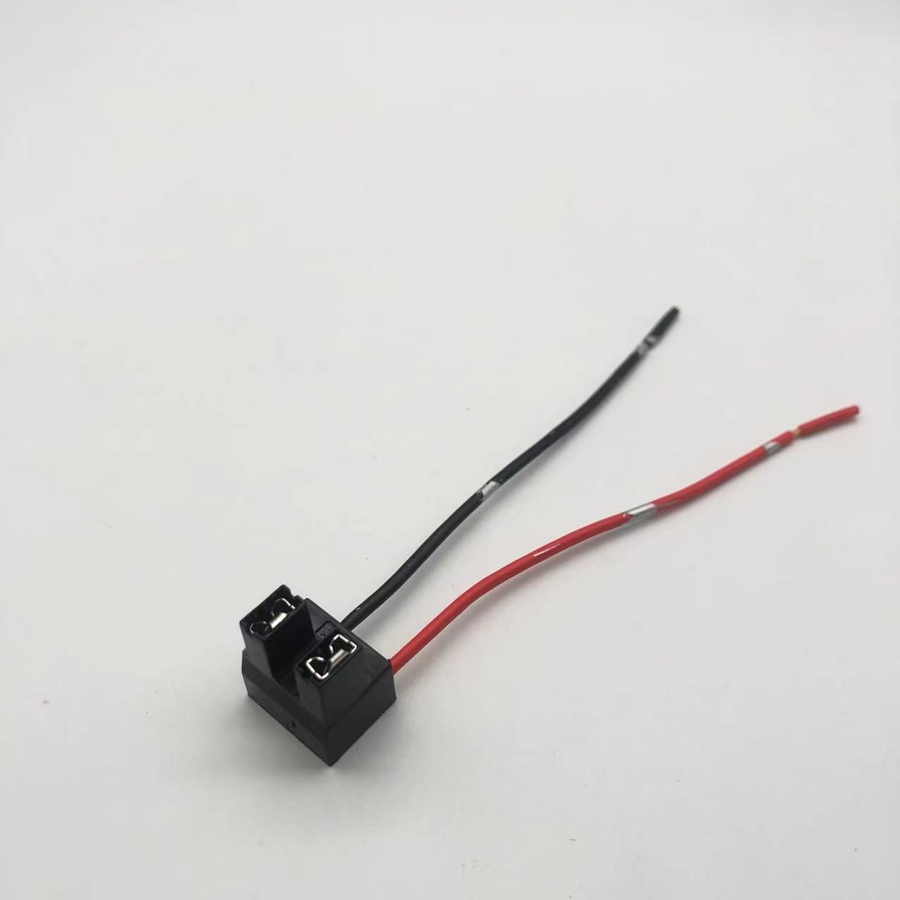 适配现代朗动 IX25 IX35 H7H1大灯远光近光灯泡灯座插头
