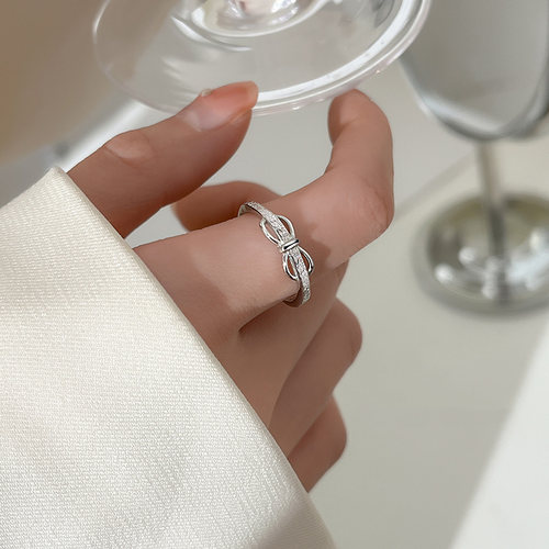 高级感小众设计蝴蝶结戒指