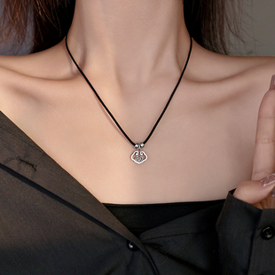 S999足银如意锁项链女纯银情人节2026新款爆款轻奢小众黑绳毛衣链