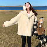 大货已下-环保皮毛一体千金风海军领米白色羊羔毛外套P215-控328，女装皮草，浙宝233