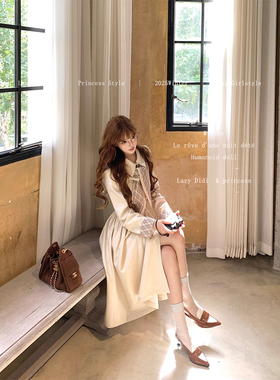 Lazy Didi伦敦书信 可拆卸领巾收腰大摆连衣裙设计感收腰显瘦A字