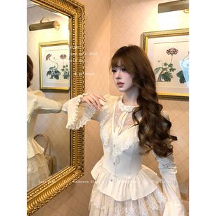 内搭天才蕾丝花边公主袖 巴洛克浪漫衬衣 上衣 Didi天使珐琅 Lazy