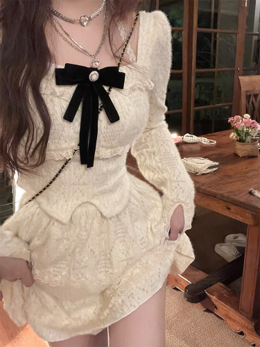 奶油慕斯绒感蕾丝少女感套装