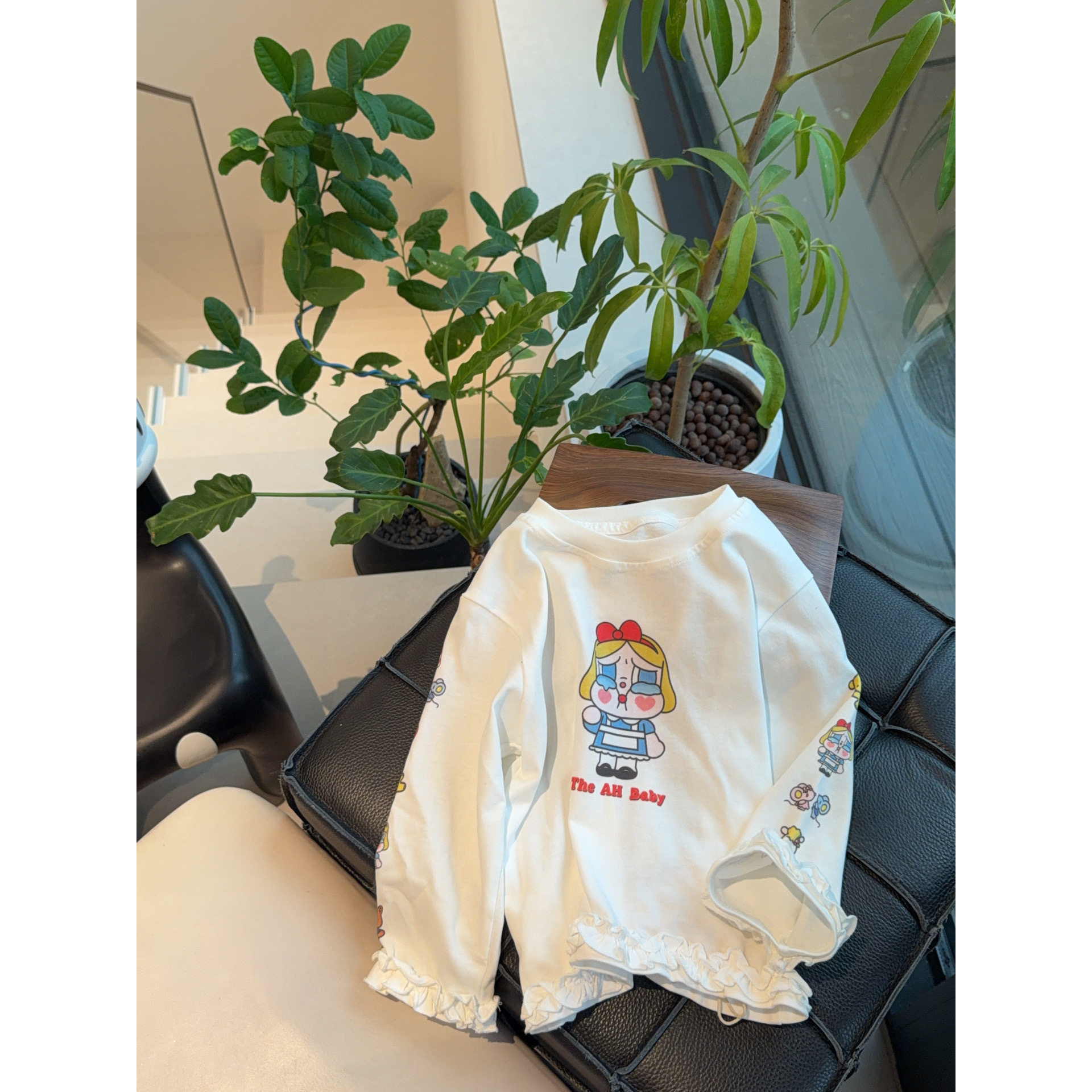 泡塔·26秋~木耳边卡通印花卫衣6953