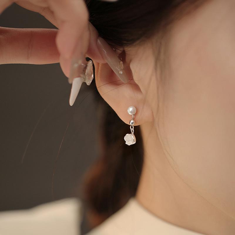 古风S999纯银法式玫瑰仿珠耳钉