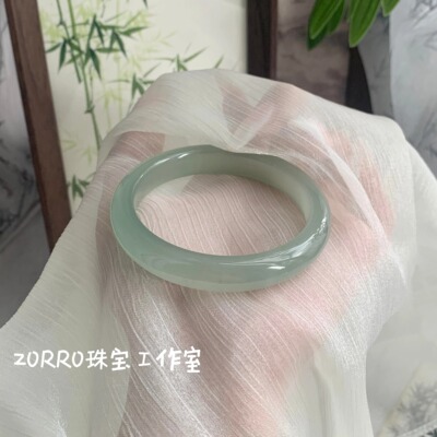 ZORRO珠宝天然东陵玉手镯清透