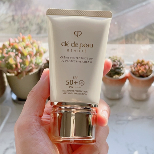 Увлажняющий питательный солнцезащитный крем, 2 в 1