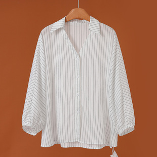 86%再生纤维素纤维 衬衫 境 翻边V领条纹蝙蝠袖 715 春装 498