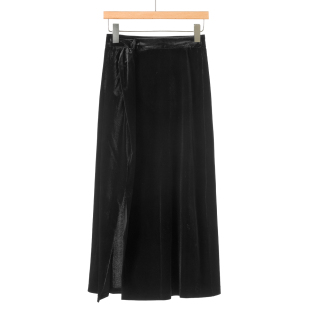 拧结丝绒开叉过膝半身裙379 26春装 559西湖阁老 真情