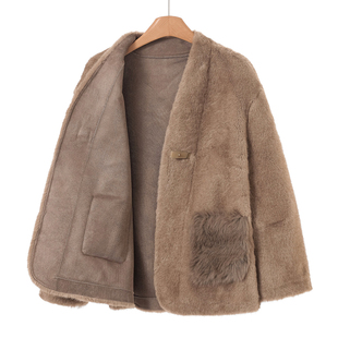 V领袢扣仿皮毛一体毛毛外套075 春装 1069西湖阁老 兰