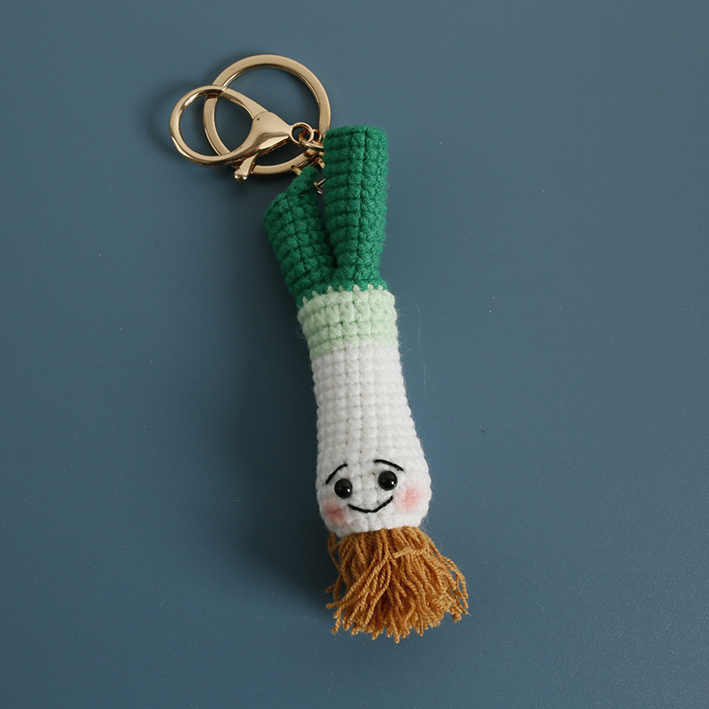 新款大葱娃娃手工编织挂件 可爱毛线钩织钥匙扣 个性蔬菜包挂成品